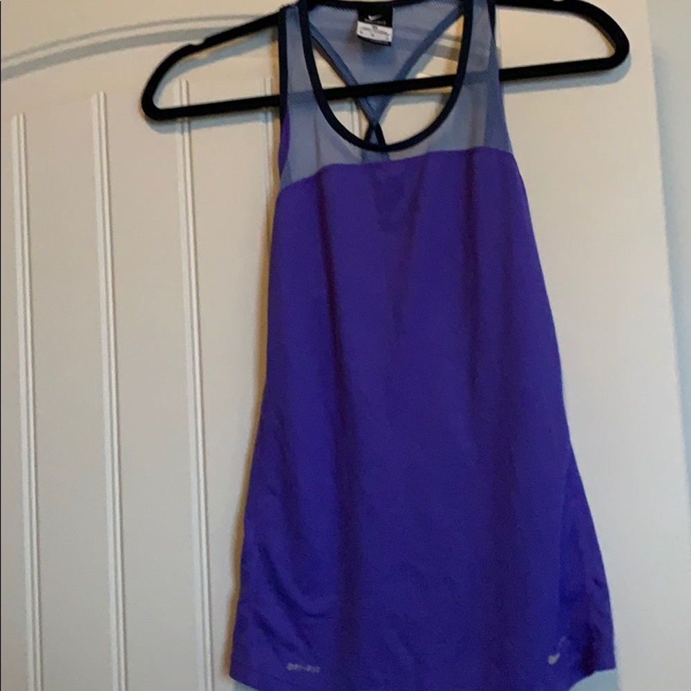 Nike workout top